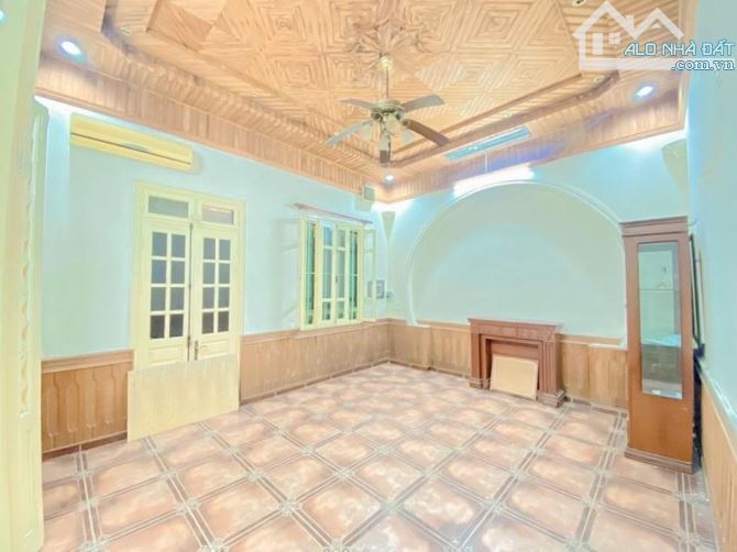 Biệt thự cổ lô góc mặt phố Ba Đình💥54m2 - 4T - MT4.5m,Gần Lăng Bác - Oto tránh kinh doanh - 1