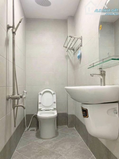 Bán nhà Khu K300 - P12 Tân Bình - Gần Chợ Hoàng Hoa Thám - DT 45m2 - 4 tầng - giá 8.2 tỷTL - 1
