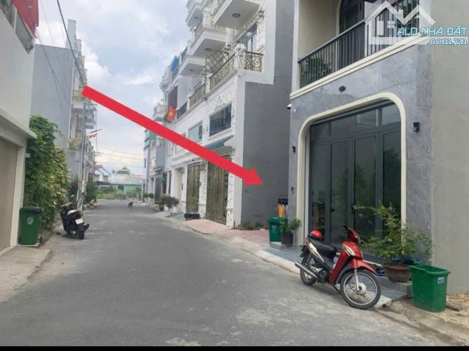 Bán đất P. Tân Tiến, gần siêu thị Go, đường nhựa 5m thông chỉ 3,2 tỷ - 1