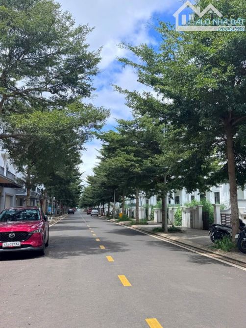 BIỆT THỰ SONG LẬP ECO CITY - MẶT ĐƯỜNG TƯỜNG VI, 10x25M - 1