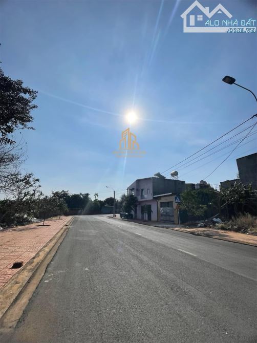 BÁN ĐẤT KHU ĐẤU GIÁ PHAN BỘI CHÂU - DT: 7x15,4m - H: BẮC - 5,5 TỶ - 1