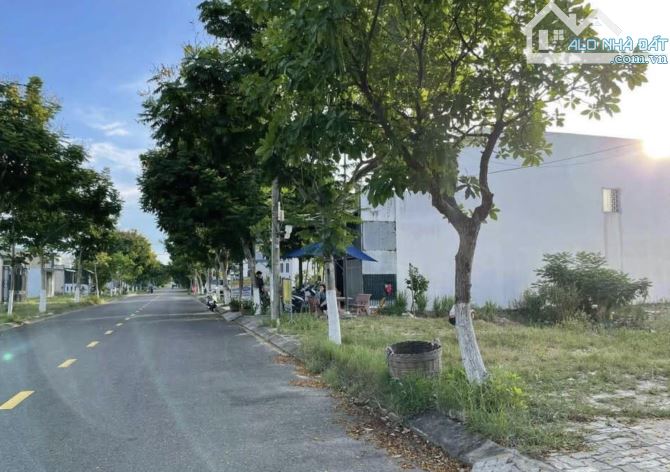 🏡 BÁN NHÀ MẶT PHỐ ĐƯỜNG VÕ VĂN ĐỒNG, ĐÃ XONG 4 TẦNG PHẦN THÔ, Dt:100m2, T/c: 7ty1 SẬP HẦM - 1