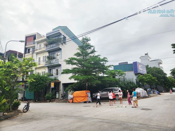 DỊCH VỤ TRÀNG CÀY HUYỀN KỲ PHÚ LƯƠNG, 49M, MT3,9M, GIÁ 9,3 TỶ - 1