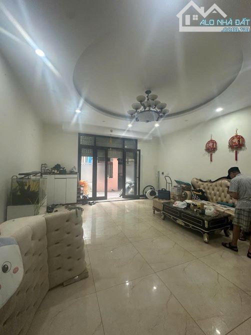 BÁN NHÀ LÔ GÓC 66M² 7 TẦNG THANG MÁY LẠC LONG QUÂN Ô TÔ ĐỖ CỬA 2 MẶT THOÁNG 36 TỶ - 1