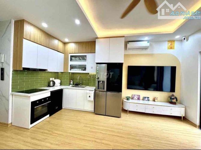 NGANG 5M - TRUNG TÂM QUẬN 5 NGUYỄN TRÃI. GIÁ 4TỶ990 CN 61,5M2(5x12,3M) CẢI TẠO XD CHDV - 1