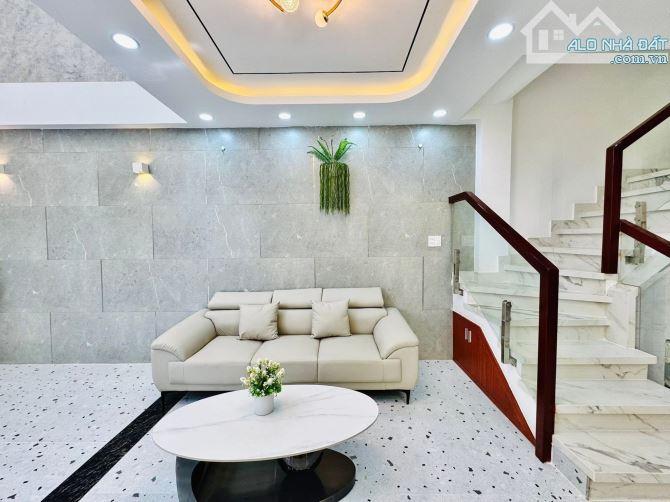 Bán nhà Đ. Lê Lai, Gò Vấp - gần trường ĐH Công nghiệp. Giá: 2 Tỷ 590tr / 46m2. Hẻm thông - 1