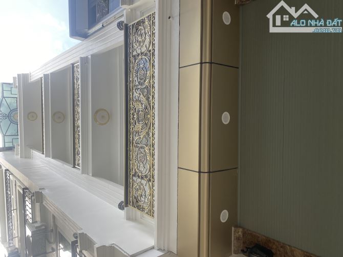 Bán Nhà Riêng tại Lĩnh Nam, 17,6 tỷ, 71m2, 6 tầng, mới xây thang máy, 7PN, giá tốt! - 1