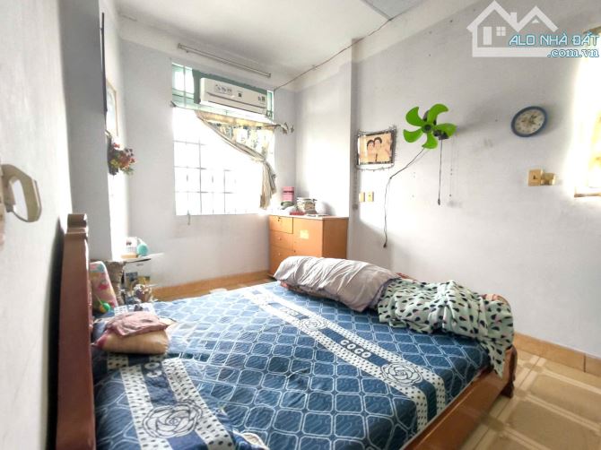 BÁN NHÀ 2 TẦNG 4 X 19,5M  3PN HẺM XE TẢI – TRUNG CHÁNH, HÓC MÔN SHR GIÁ CHỈ 4,5 TỶ TL - 1