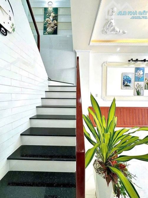 Bán gấp căn Trần Huy Liệu, Phú Nhuận. Giá: 3 tỷ 520tr/ 68m2, sổ hồng riêng - 1