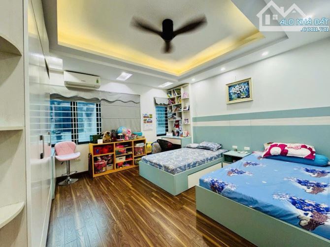 Nhà Đẹp Hàm Nghi Phân Lô 42m, ô tô vào nhà, 7 Tầng Full Nội Thất, ô chờ thang máy, 15 Tỷ - 1