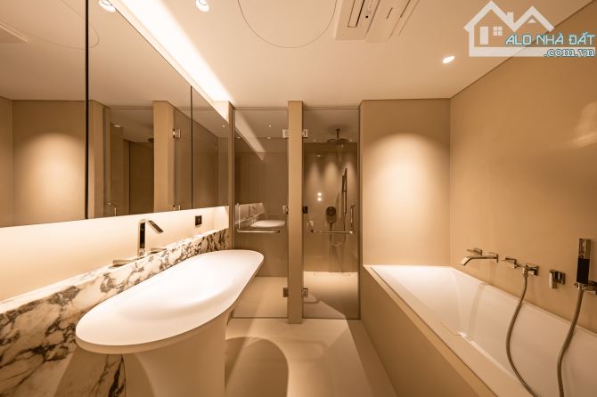 Cần bán gấp biệt thự Lô Góc 141m2 mt 16m Hàm Nghi giá 45 tỷ có thương lượng - 1