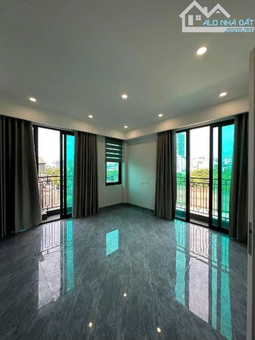 Bán nhà phố Trần Quý Cáp 38m2, 6T thang máy cực phẩm lô góc 11.8 tỷ VIP Đống Đa - 1