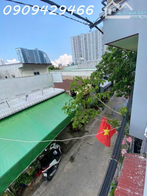 BÁN CĂN GÓC 2 MẶT TIỀN-QUẬN 7- HẺM Ô TÔ ĐỖ CỬA- KẾ HUỲNH TẤN PHÁT- 5,5 TỶ - 1