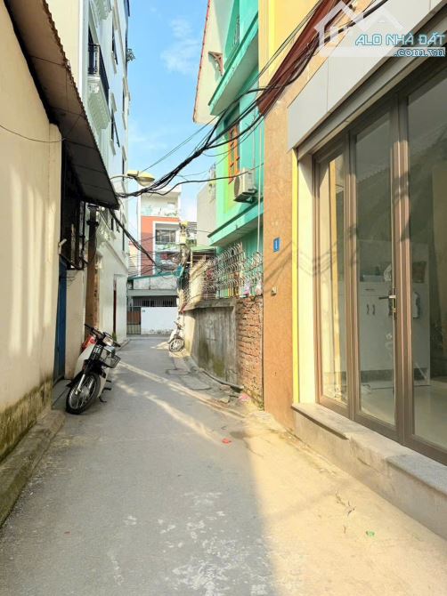 Hàng F0 giá tốt đầu tư lô đất 65m2, MT 6.5m ngõ nông thoáng cách phố Việt Hưng 100m - 1