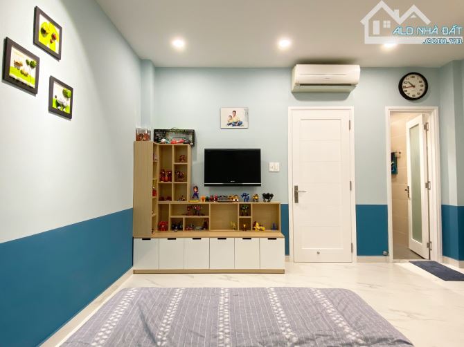 Hẻm Xe Hơi Phổ Quang, P9, Phú Nhuận. DT: 4x20m, 4 Tầng Nhà Đẹp Giá Bán 16 Tỷ - 2