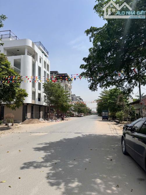 BÁN ĐẤT TDC LAI XÁ, CẠNH VÀNH ĐAI 3,5 VÀ QUỐC LỘ 32. PHÂN LÔ, VỈA HÈ, KINH DOANH - 1