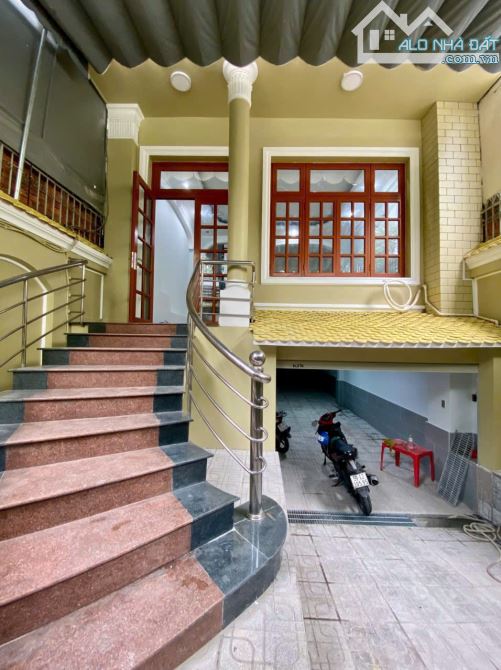 Bán gấp nhà đường Tô Hiến Thành DT 6,5 x25m Hầm 4 Tầng nhà mới, vuông vức giá 29 tỷ - 1