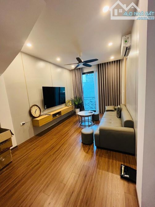 Nhà riêng gần ngõ 2 Quang Trung, Hà Đông, 35m, 5 tầng mới tinh, ngõ rộng, ở sướng - 1