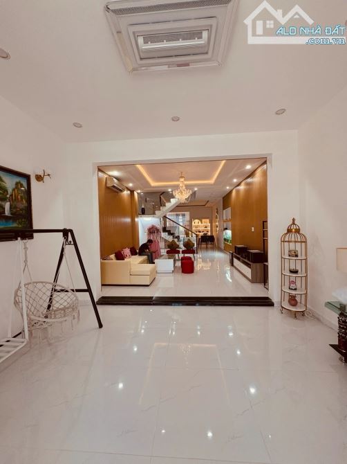 BÁN NHÀ 4 TẦNG FULL NỘI THẤT – HÒA XUÂN, - 1