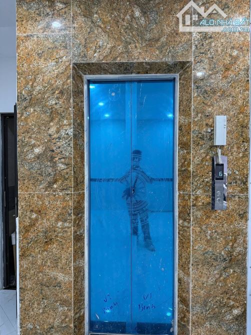 CẦN BÁN CCMN NGÕ 178 CHỢ KHÂM THIÊN - DT 42M2 - 6 TẦNG - MT 4M - GIÁ 10.98 TỶ - 1