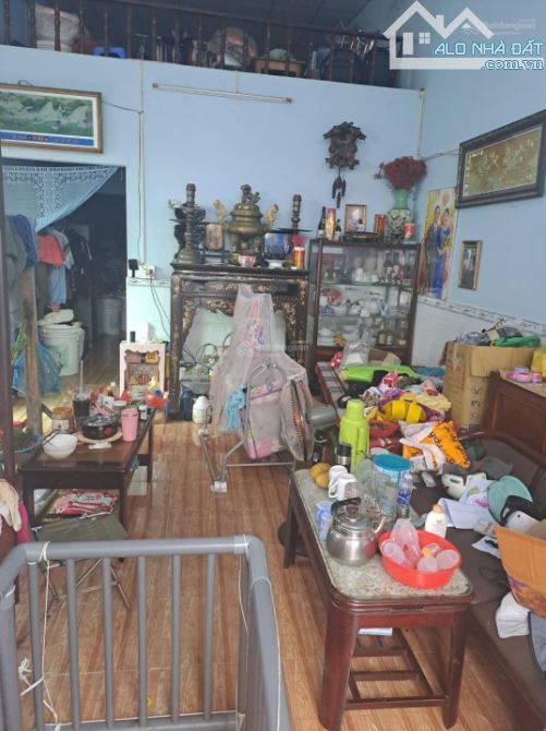 Bán đất full thổ, tặng nhà cấp 4, ngang 12m x dài 15m, KDC hiện hữu, giáp Quận 8 - chỉ - 1