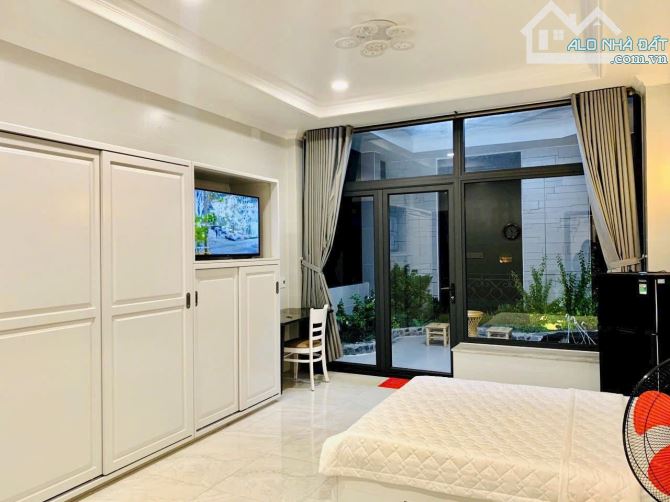 Tòa nhà CHDV mặt tiền 6.2m x 30m,có hầm, thang máy,thu nhập 170 triệu/tháng giảm còn 45 tỷ - 1