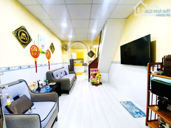 Nhà Linh Xuân, DTSD 52m2, 3 x 14, chỉ 1 tỷ 6 - 1