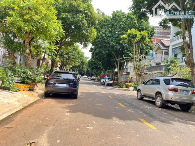 LÔ ĐẤT ĐẸP ĐƯỜNG KIM ĐỒNG - KHU METRO.DT 5x23,8m - TC 100% - ĐÔNG NAM. GIÁ 7,5 TỈ - 1