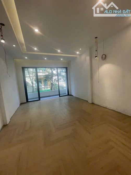 Bán Nhà Phố Vũ Tông Phan 50m x 7 Tầng Thang Máy Ô Tô Dừng Đỗ Ngày Đêm 17 Tỷ Thanh Xuân - 1