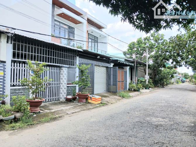 Đường Phùng Há, Nhánh rộng 8m. Nền Đất 100m2 Full thổ cư. Xe container vào 30 mét. - 1
