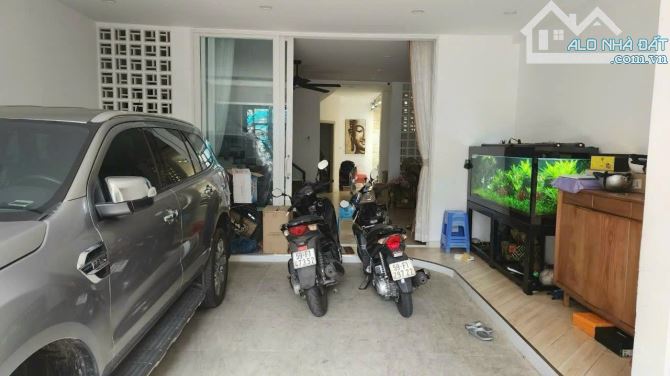 Còn 1 căn duy nhất- Hẻm nhựa 2 xe hơi quay đầu Lê Văn Sỹ, Quận 3 - 6x17m, 3 Tầng, 25 TỶ - 1