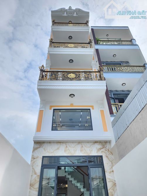 Nhà MT Tỉnh Lộ 10, DT 4x30 / 4 Tấm Rưỡi Có Thang Máy - 1