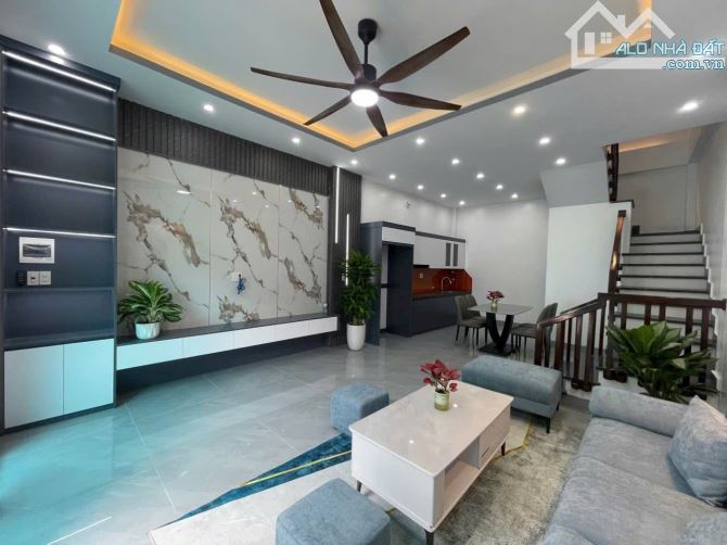 Bán căn nhà góc 3 tầng ngõ phố Lam Sơn, ph Ngọc Châu, TP HD, 45m2, 3 ngủ, 2 vs, 2.5 tỷ - 1