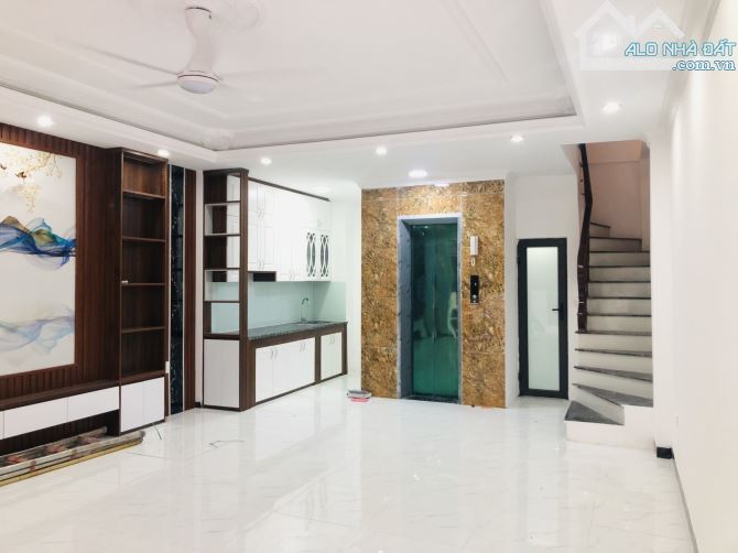 BÁN NHÀ NGUYỄN VĂN LINH – LONG BIÊN - 50M2 x 6 TẦNG – GIÁ 11.8 TỶ - 1