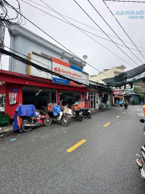 Bán Gấp nhà mặt tiền Đ số 11 BHH gần Aeon Tân Phú 120m2,2 Tầng Nhỉnh 11 tỷ - 1