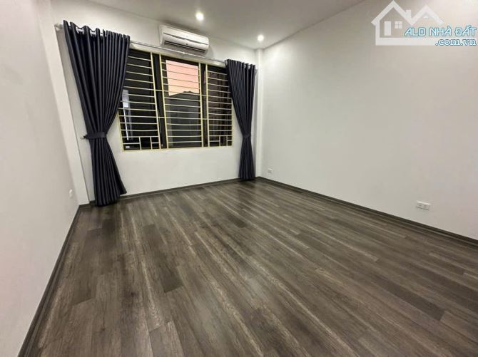 Cho thuê Nhà 5 tầng Tựu Liệt, Phường Hoàng Liệt, Hoàng Mai. DT 30m x 5 tầng, giá 15tr - 1