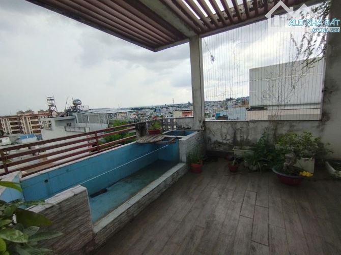 Cho thuê mặt bằng hoặc nguyên căn đường Cách mạng tháng Tám - 12