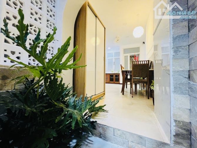 🏡 HẺM NHỰA XE HƠI – KHU VIP PHÂN LÔ – NHÀ 5 TẦNG 98M² – DÒNG TIỀN 30TR/THÁNG  Hồ Văn Huê - 12