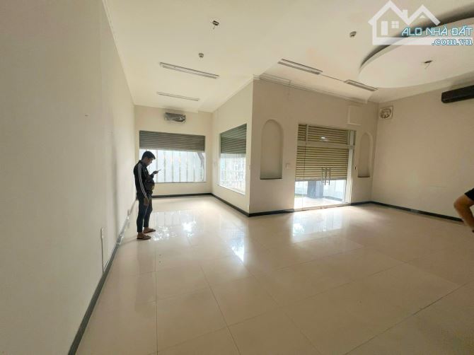 Nhà XVNT 10x20Trệt.3L.7P siêu rộng.Tốt khối VP.Spa.Pkhám - 13