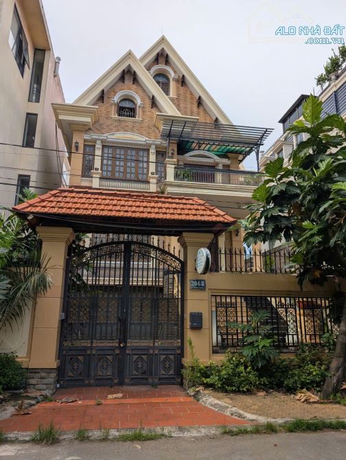 Siêu Phẩm Bán Biệt Thử Rẻ Nhất Khu Nguyễn Văn Hưởng Q.2 - 16x26m - 4 tầng - giá chỉ 87 tỷ. - 14