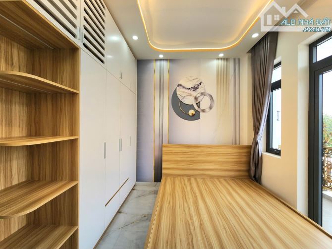 Nhà MT Tỉnh Lộ 10, DT 4x30 / 4 Tấm Rưỡi Có Thang Máy - 14