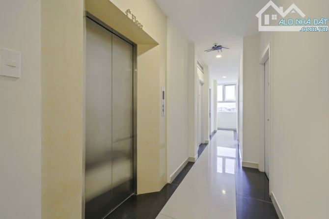 Cần bán khách sạn mặt tiền  trung tâm tp Đà Lạt.  - Diện tích: 179,77m². Ngang 9m; dài19.6 - 14