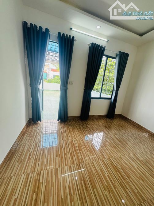 🔥 Nhà 3 tầng MT đường Trưng Nữ Vương , đoạn 2 chiều Hải Châu  Diện tích : 94 m2  - - 15