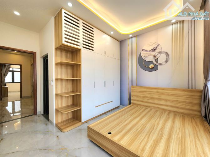 Nhà MT Tỉnh Lộ 10, DT 4x30 / 4 Tấm Rưỡi Có Thang Máy - 16