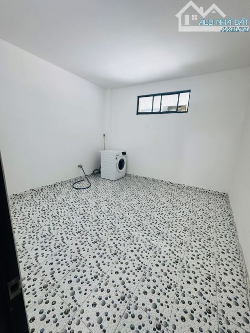 🔥 Nhà 3 tầng MT đường Trưng Nữ Vương , đoạn 2 chiều Hải Châu  Diện tích : 94 m2  - - 18