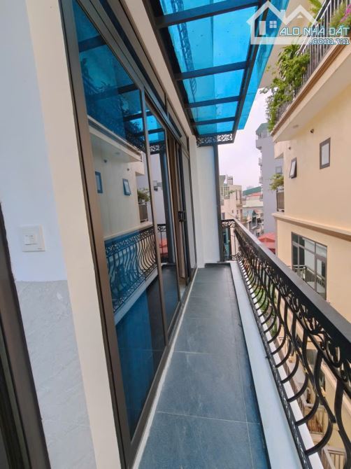 7 tầng xây mới thang máy, oto vào nhà qua thông, Nguyễn Ngọc Nại, mtiền 5.9m. Giá 17.2 tỷ