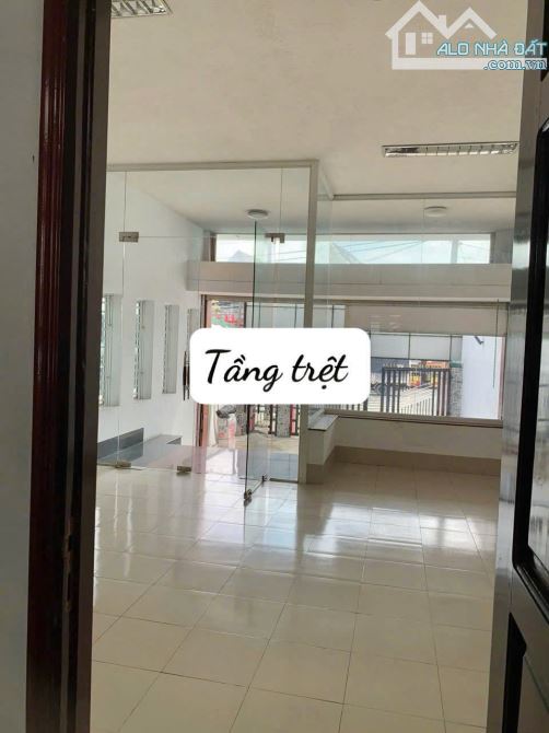 Cho thuê nhà mặt tiền an bình biên hoà 2 lầu 1 trệt có tầng hầm giá tốt chỉ 22 triệu quá - 2