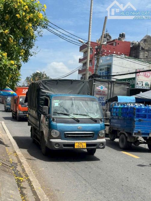 NHÀ MT BÙI CÔNG TRỪNG, HM ĐƯỜNG 20M, VỈA HÈ 3M GIÁ 4.25T - 2
