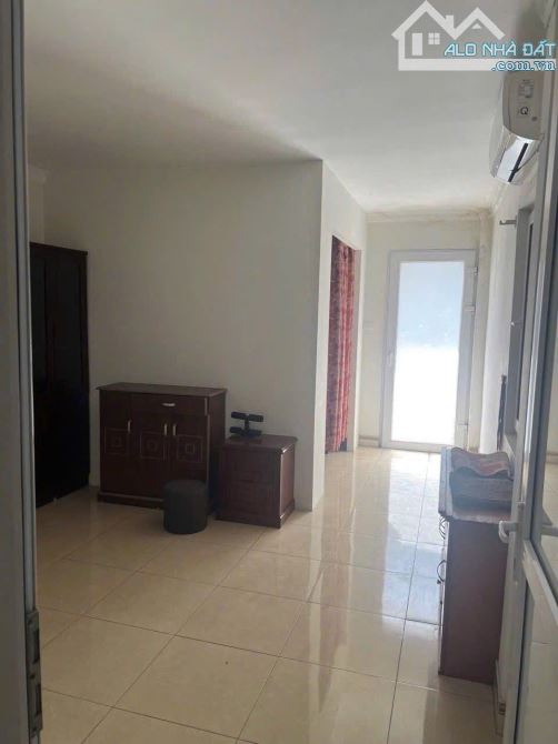 Cho thuê nhà ngõ ô tô Phố Bạch Mai, 4 tầng x 40m2, 3 ngủ, 4 vệ sinh, 12.5 triệu - 2
