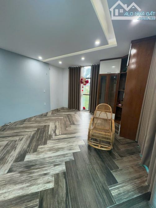 CC bán nhà 5 tầng lô góc Phố Đặng Nhiễm tp Thái Bình, kinh doanh đỉnh, giá hơn 8 tỷ - 2